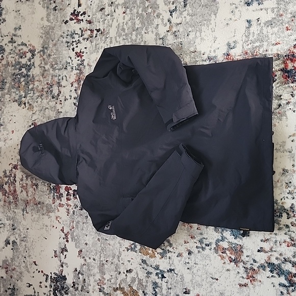 Jack Wolfskin jacket - Picture 2 of 13